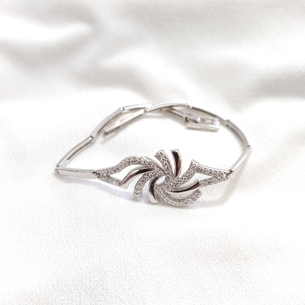 silver-women-bracelet (5)