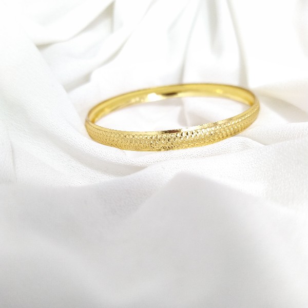 gold-plated-gridded-shaped-bracelet (3)
