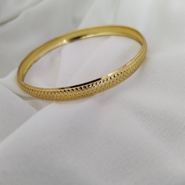 gold-plated-gridded-shaped-bracelet (5)