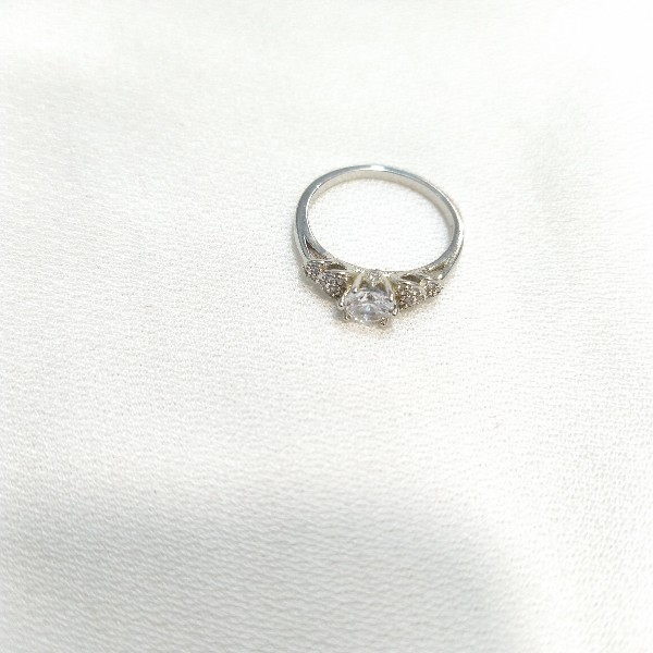 single-stone-brilliant-ring (5)